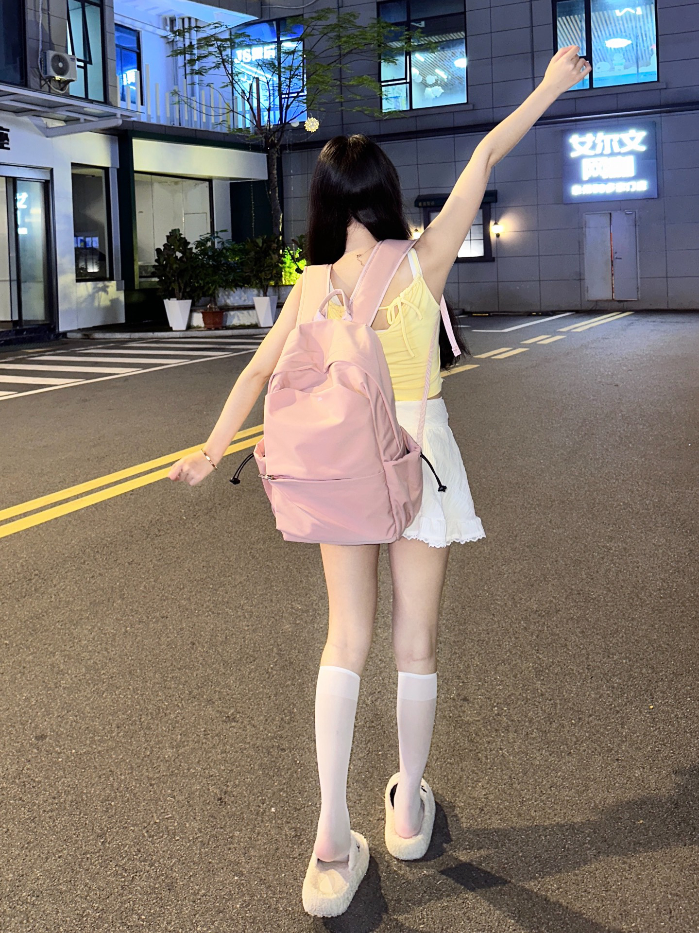 22岁本科本人女认认真真交往踏踏实实过余生0