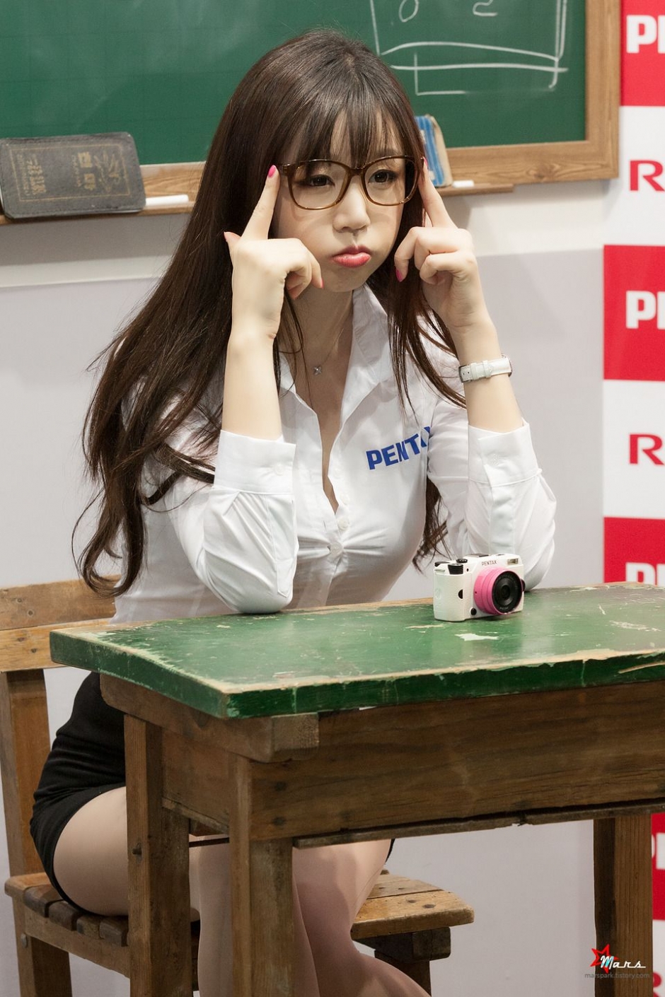 美女写真图片-百色库202602150224